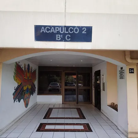 Апартаменты Location *